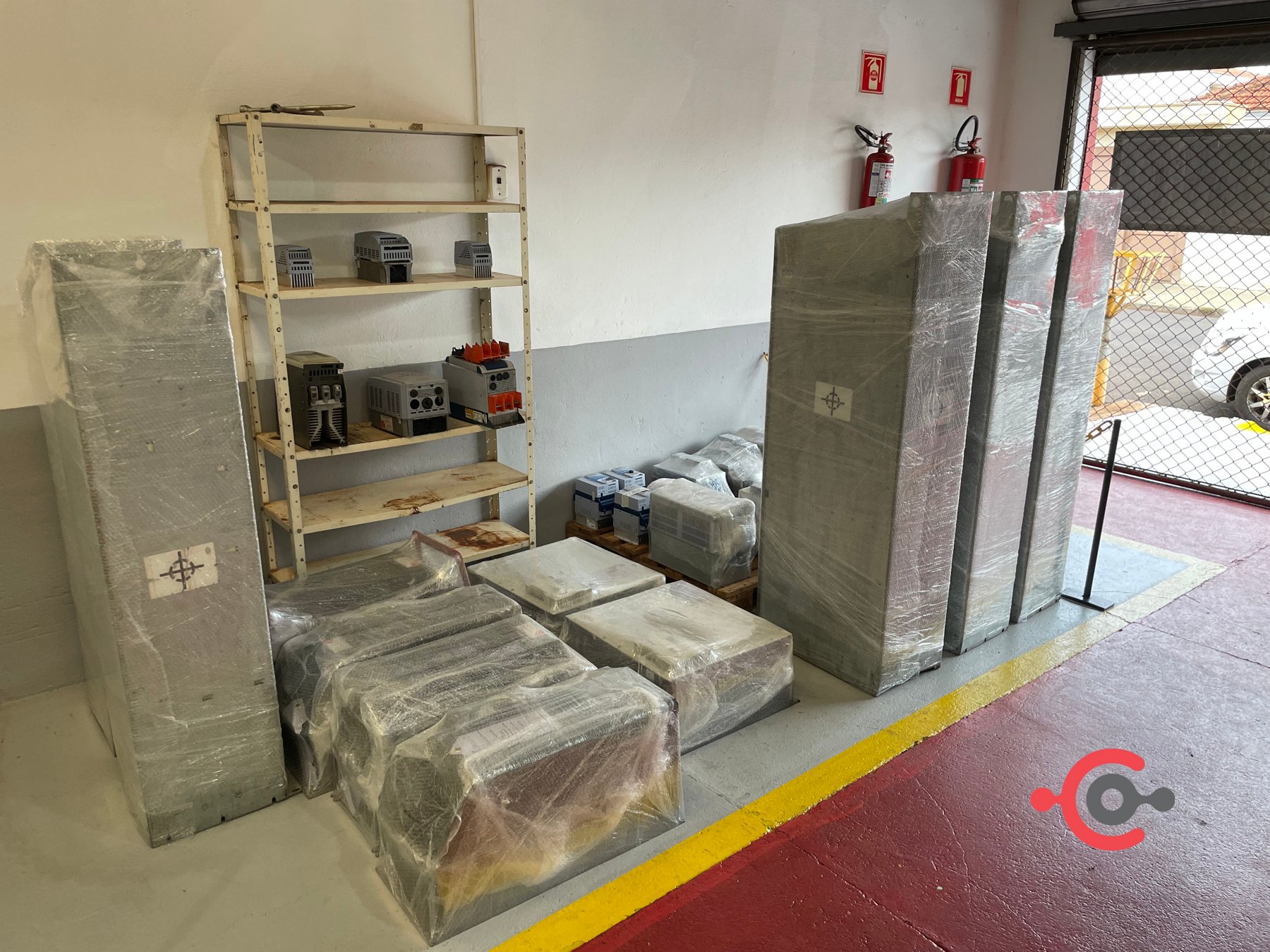 Workshop da Classic Drives com equipamentos industriais